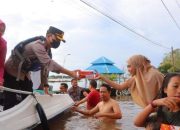 Banjir Parah Rendam Wilayah Kalbar, Banyak Warga Terpaksa Mengungsi