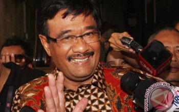 Kesederhanaan Wagub Kalbar yang Pilih Naik Motor ke Kantor